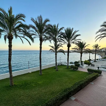 Orilla De Mar: Vistas De Ensueno En Cala Almadraba Apartment
